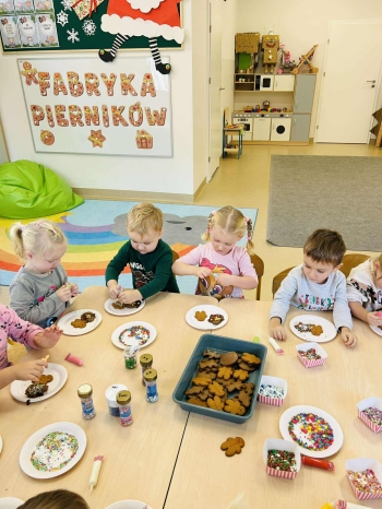 590274915_1965303147354325_4429794476440213621_n