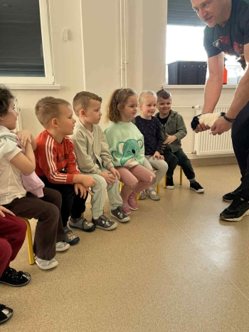 b4c07b8d-8969-4468-bf44-90d5b12649e2