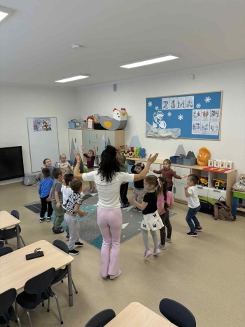 dd956a3d-5416-4951-9a2c-e346d373630d