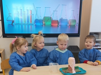 642556105_1236065331465835_7107934162377703301_n