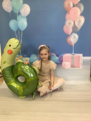 d3673402-459d-405a-8eb8-90b8a6cc359a