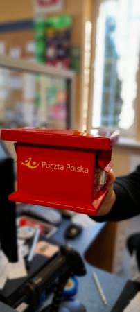 ''Dzień Poczty Polskiej'' - wizyta ''Smerfików'' na poczcie
